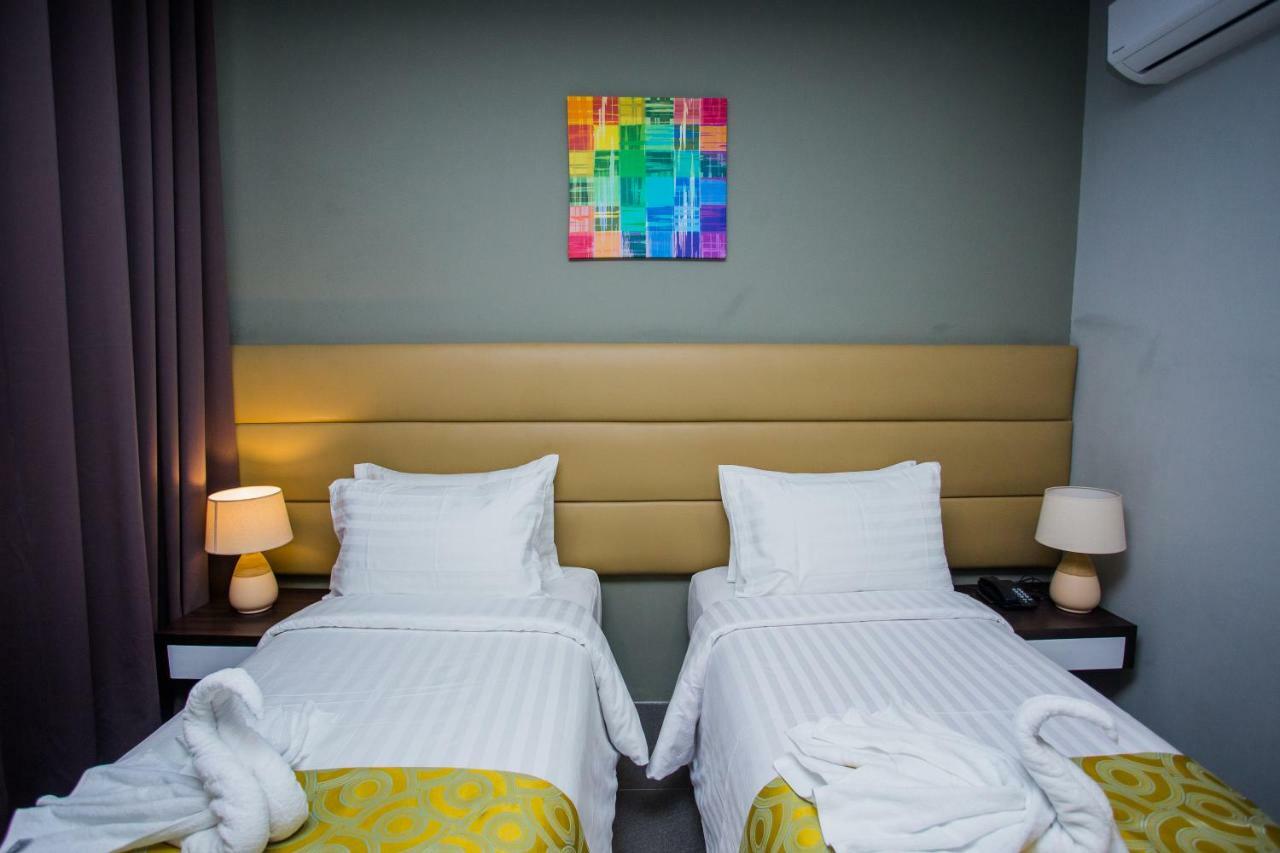 Hotel Costa Brava 独鲁万 外观 照片